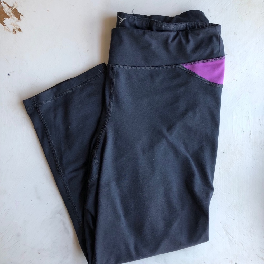 old navy athletic pants 🔆